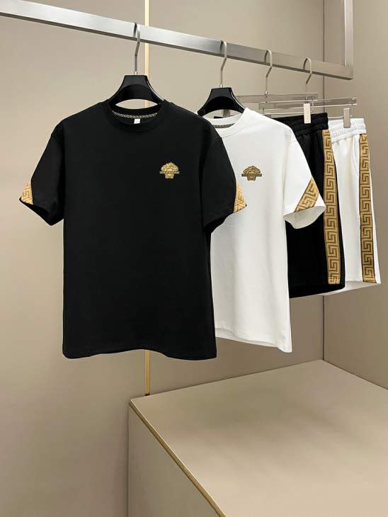 Picture of Versace Shirt Pant Suits _SKUVersaceM-4XL12yr35325032